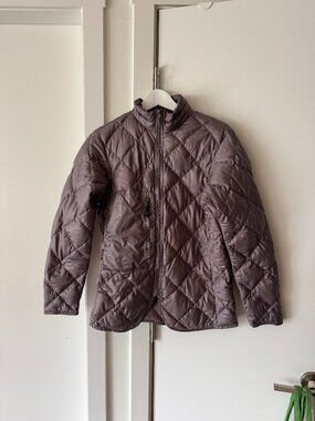 montbell japan light weight purple / lilac feather / down jacket size small